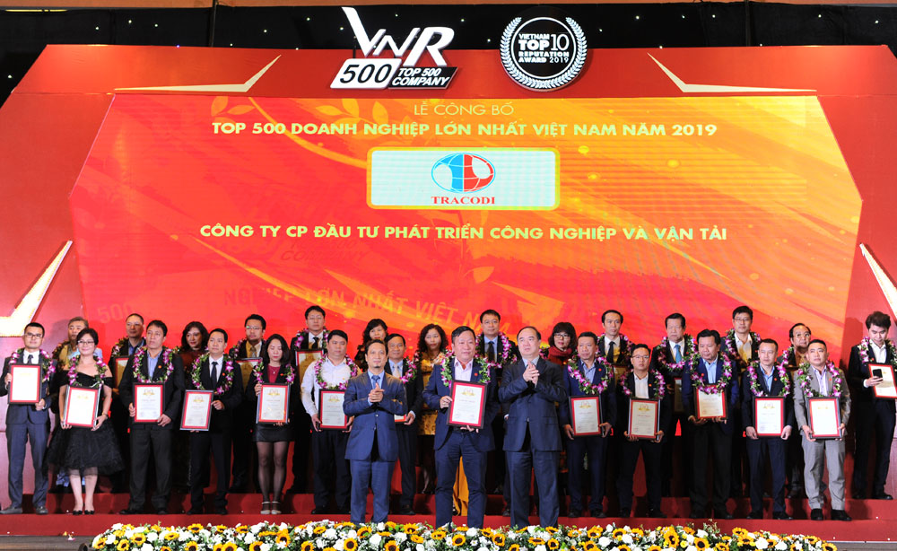 Announcement Ceremony of Vietnam's top 500 largest enterprises in 2019